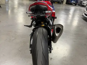 Honda FIREBLADE 1000rr sp