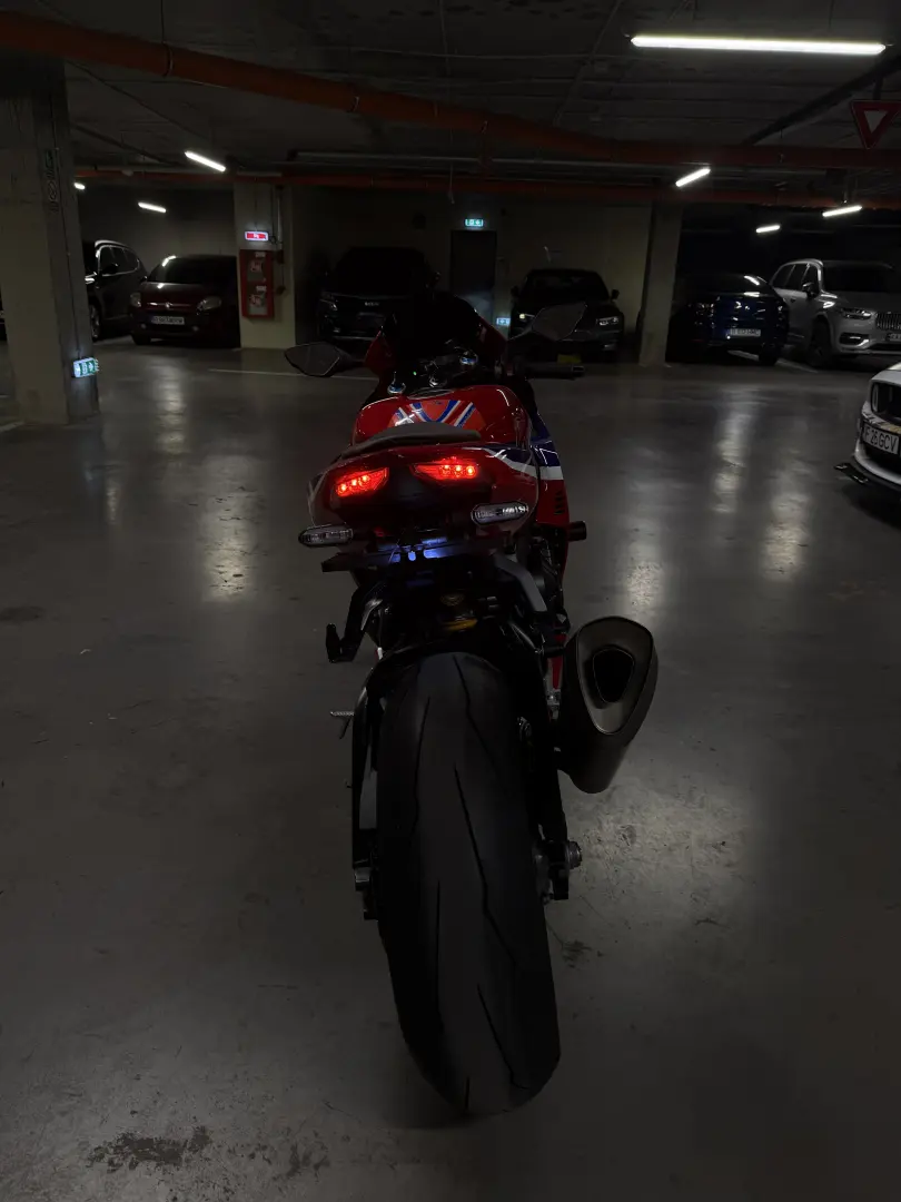 Honda FIREBLADE 1000rr sp