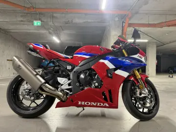 Honda FIREBLADE 1000rr sp