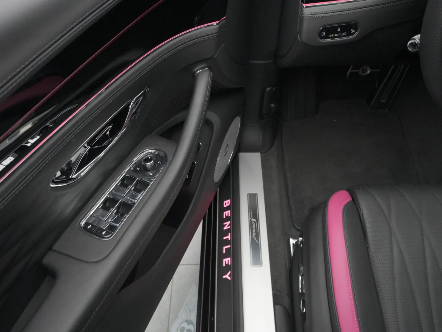 Flying Spur Speed Blackline Touring Styling Naim