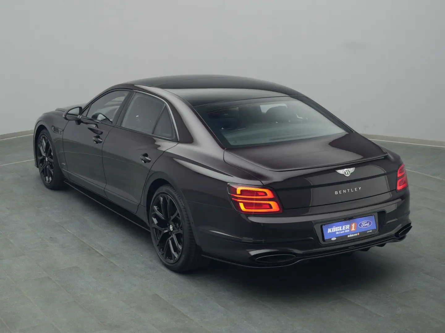 Flying Spur Speed Blackline Touring Styling Naim