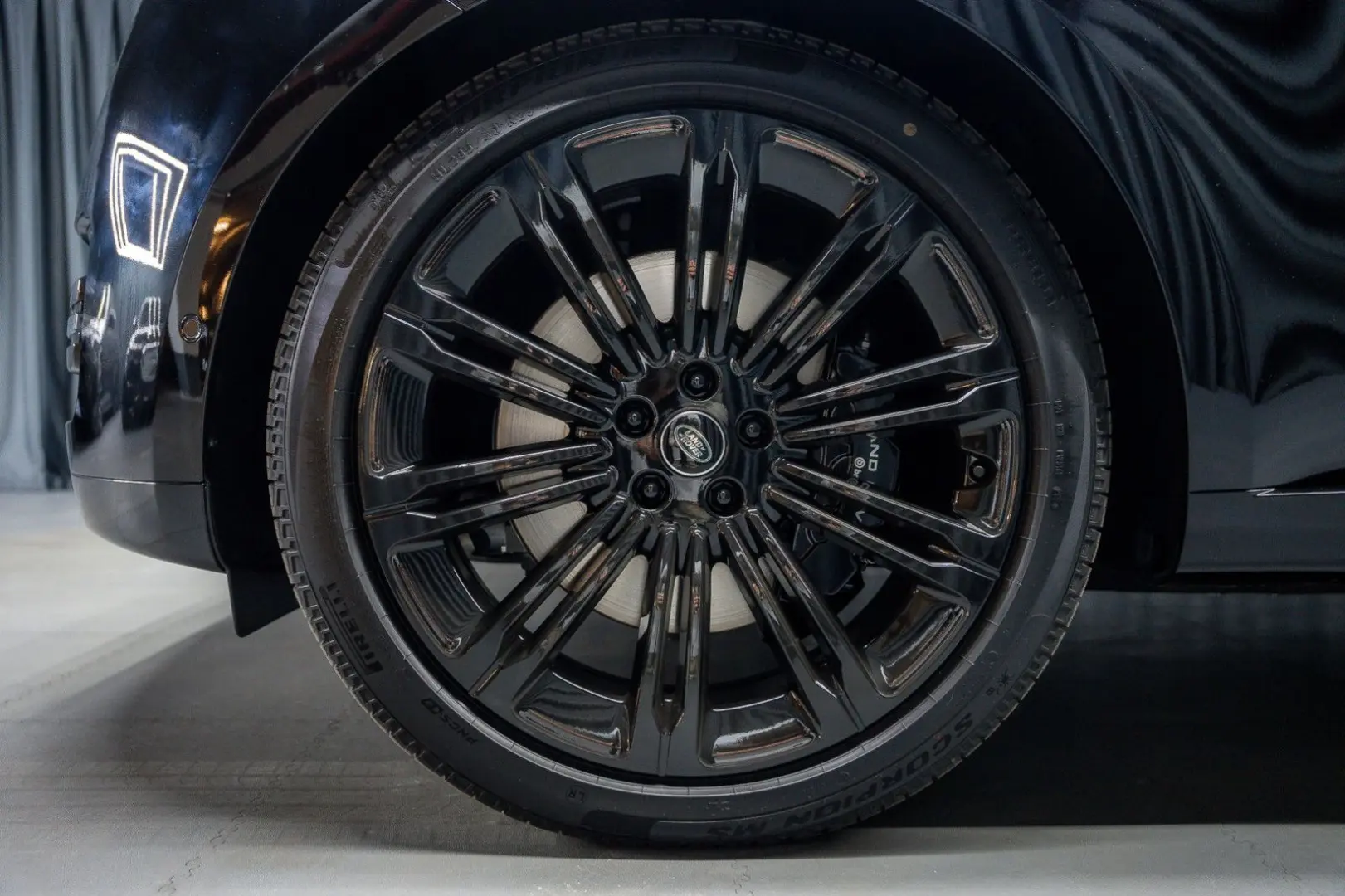 Range Rover P530 Autob. LWB Fond-TV 23''