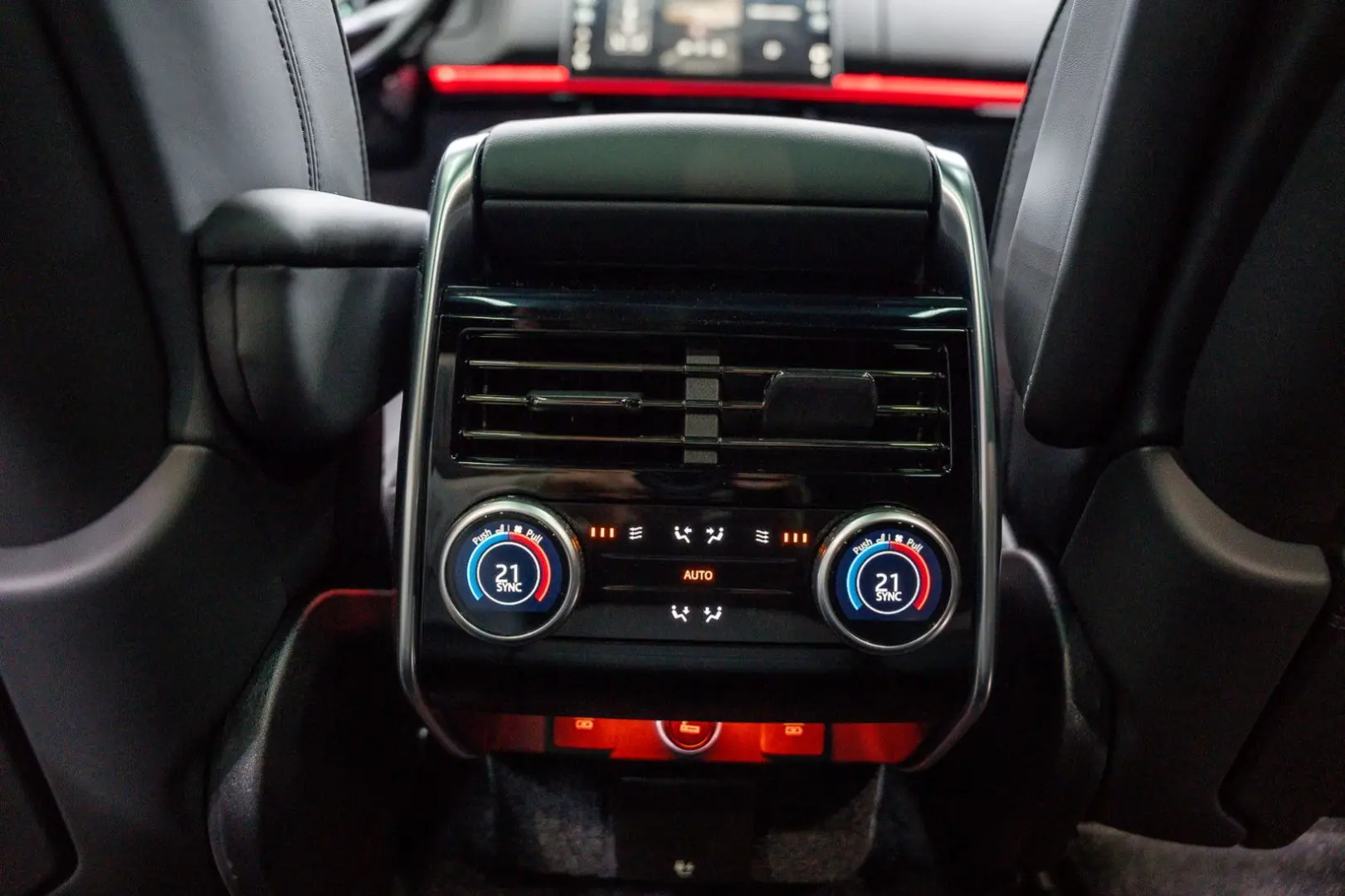 Range Rover P530 Autob. LWB Fond-TV 23''