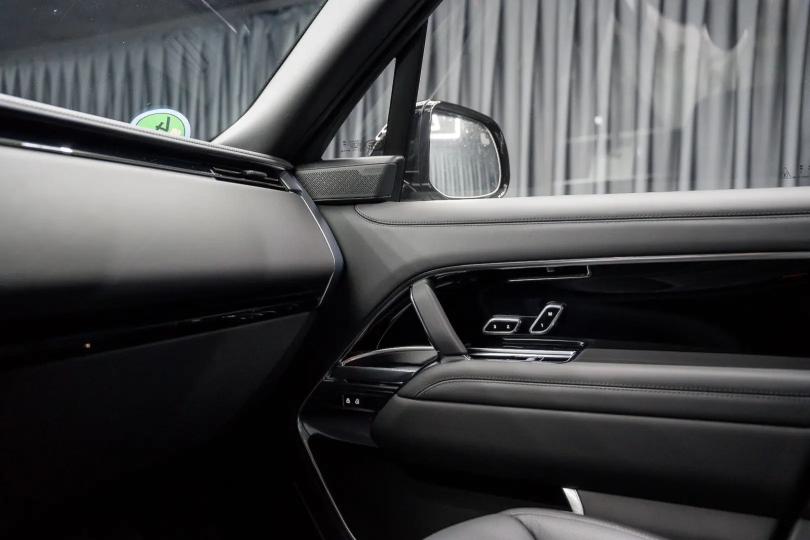 Range Rover P530 Autob. LWB Fond-TV 23''