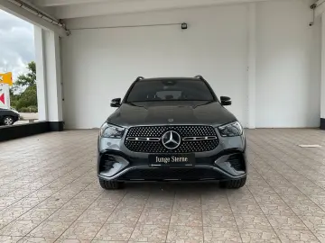 GLE 350 de 4M AMG Line Pano-Dach Airmatic Kamera