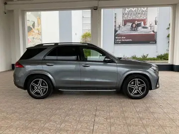 GLE 350 de 4M AMG Line Pano-Dach Airmatic Kamera