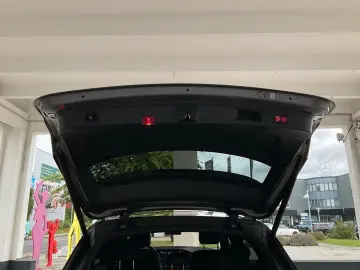 GLE 350 de 4M AMG Line Pano-Dach Airmatic Kamera