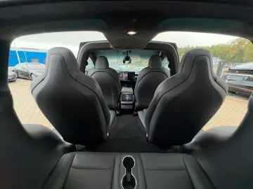 MODEL X PALLADIUM  ENHANCED AP   6SEATER