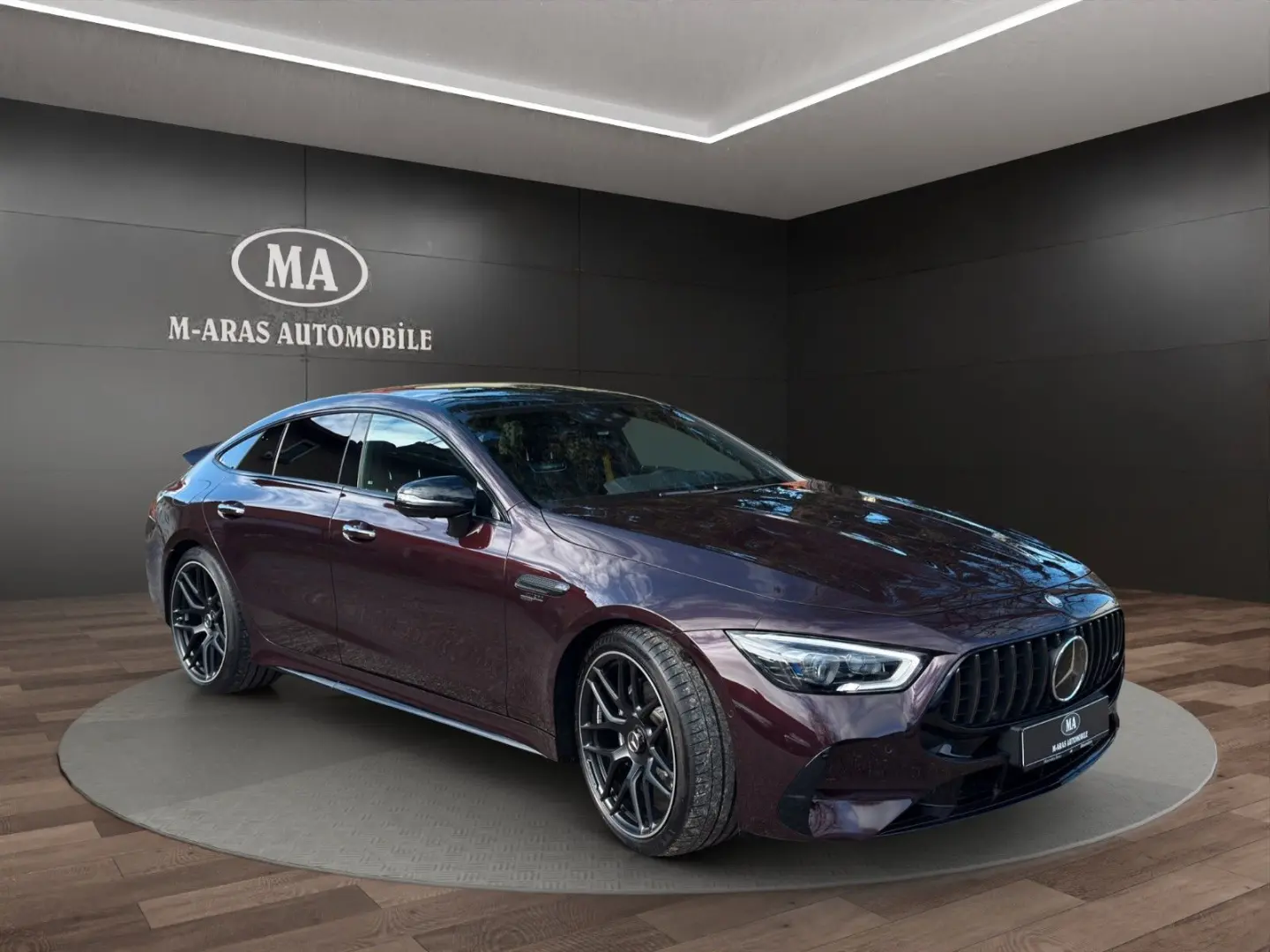 AMG GT 4-trg. 53 4Matic Pano  Sonderlackirug