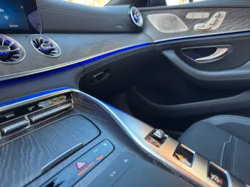 AMG GT 4-trg. 53 4Matic Pano  Sonderlackirug