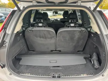 XC90 T8 Ultra Bright Facelift  LUFT B&W 22