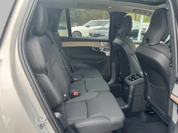 XC90 T8 Ultra Bright Facelift  LUFT B&W 22