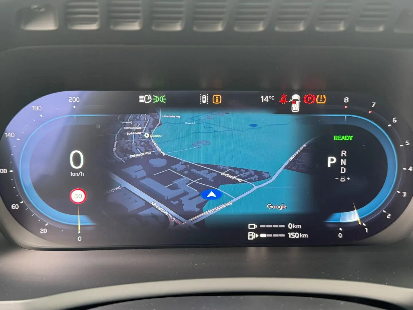 XC90 T8 Ultra Bright Facelift  LUFT B&W 22