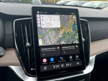 XC90 T8 Ultra Bright Facelift  LUFT B&W 22