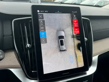 XC90 T8 Ultra Bright Facelift  LUFT B&W 22