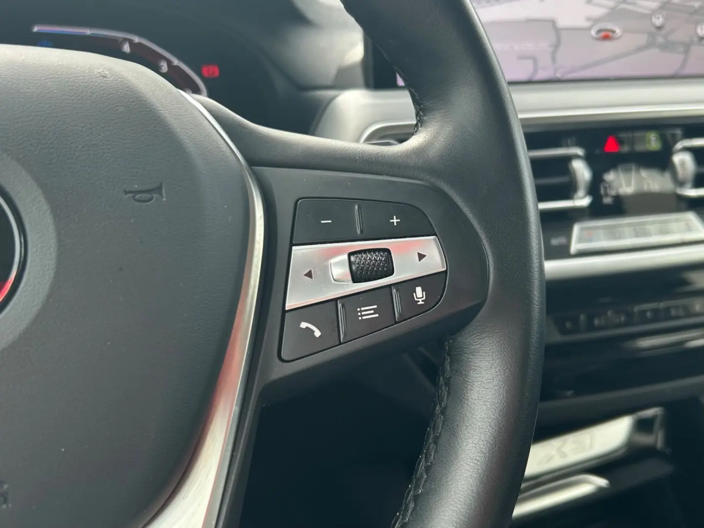 X3 xDrive 20 d AHK DAB LED Navi SHZ ViCo 360