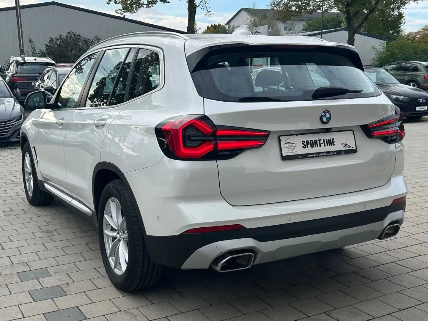 X3 xDrive 20 d AHK DAB LED Navi SHZ ViCo 360