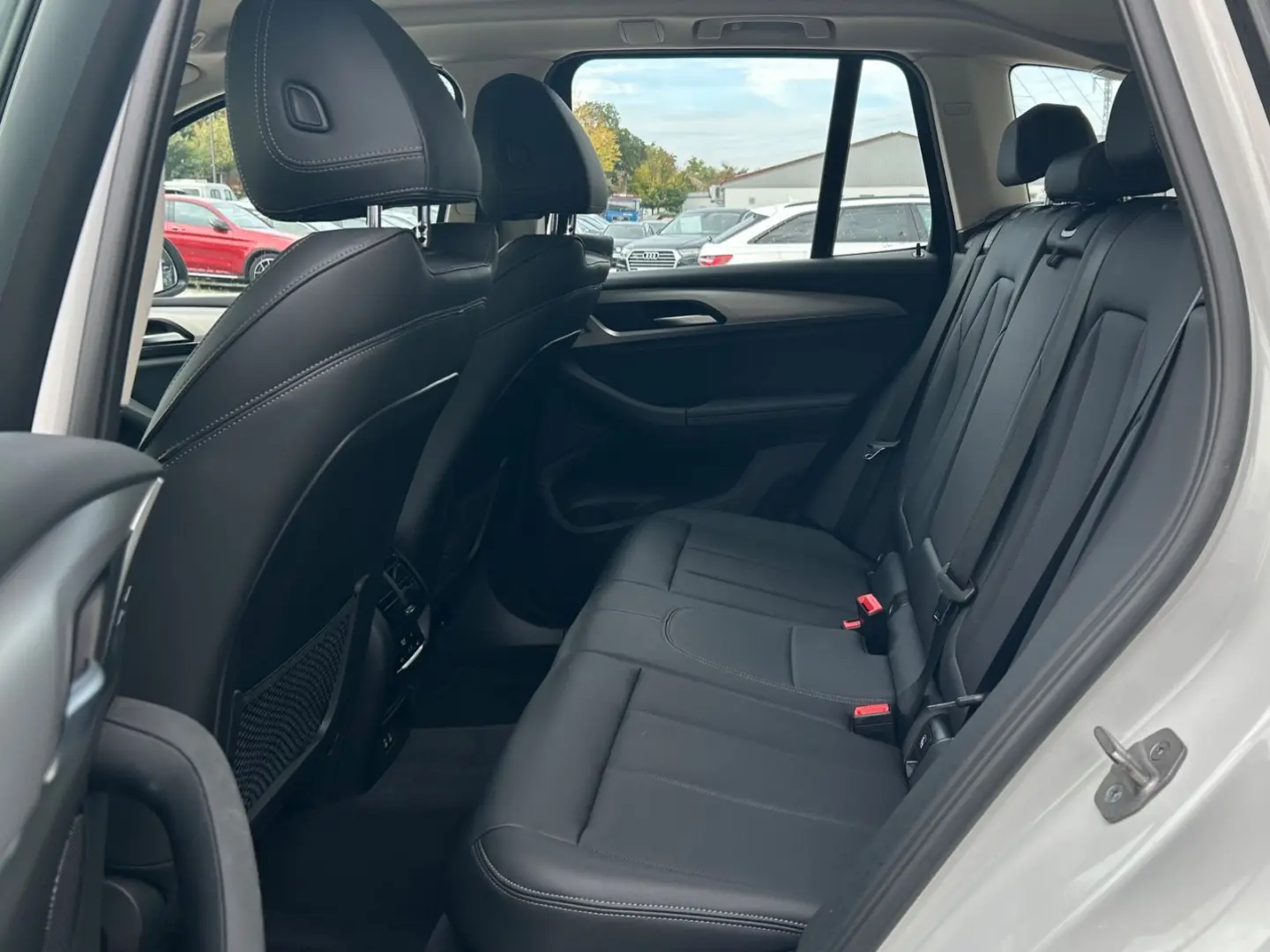 X3 xDrive 20 d AHK DAB LED Navi SHZ ViCo 360