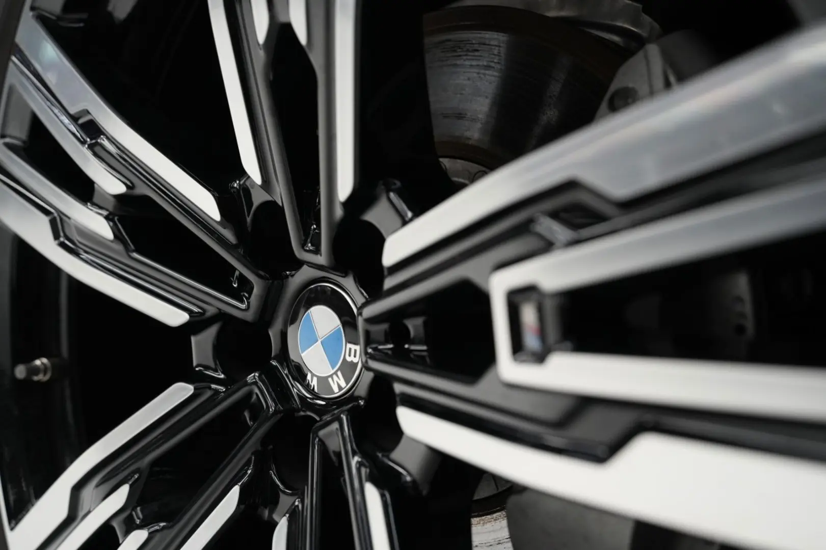 740 d xDrive M Sport