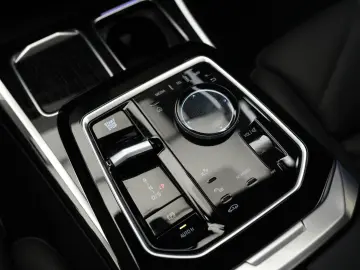 740 d xDrive M Sport