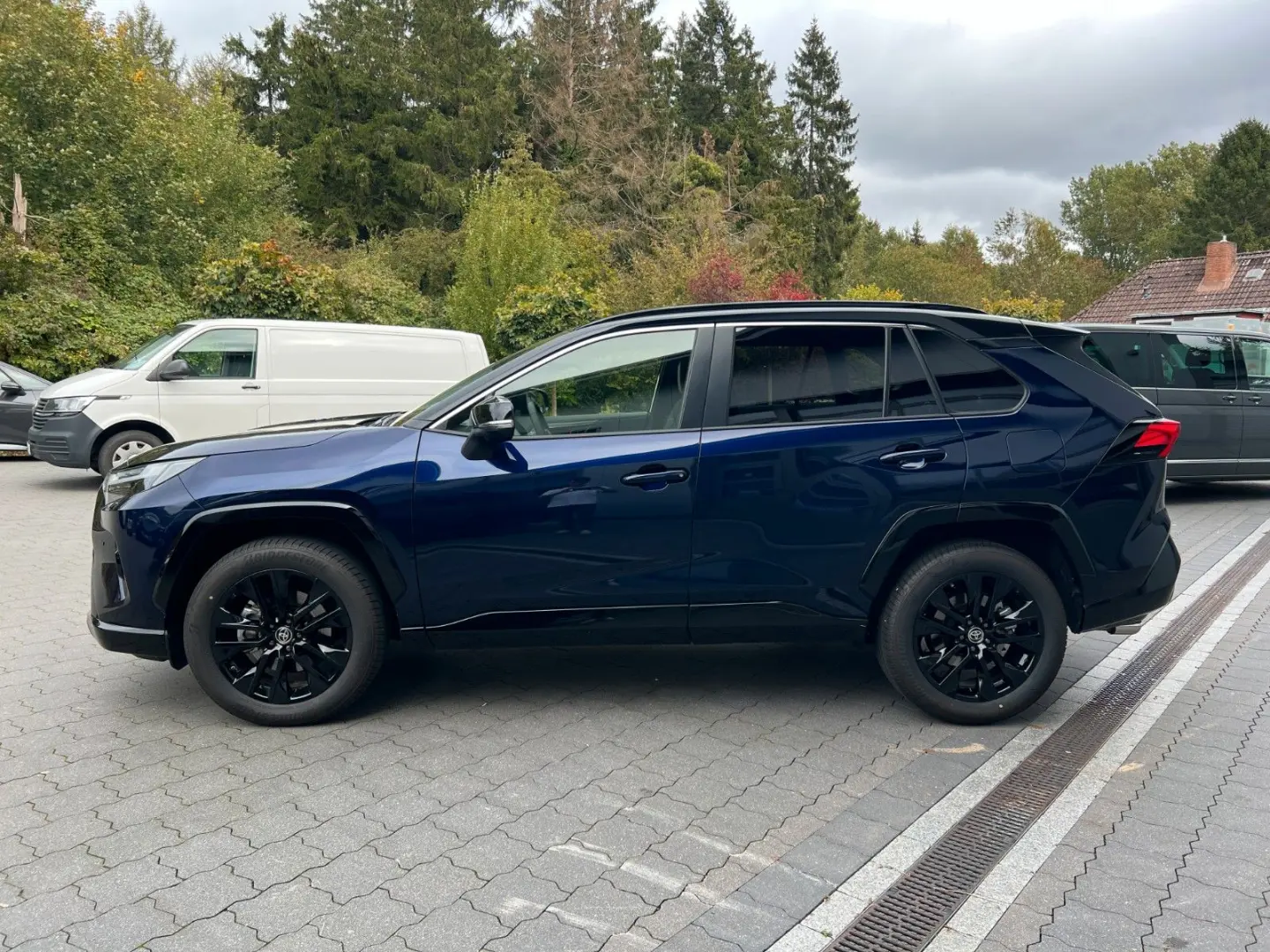 RAV 4 2.5 Hybrid 4x2 Style VOLL JBL 360  LEDER