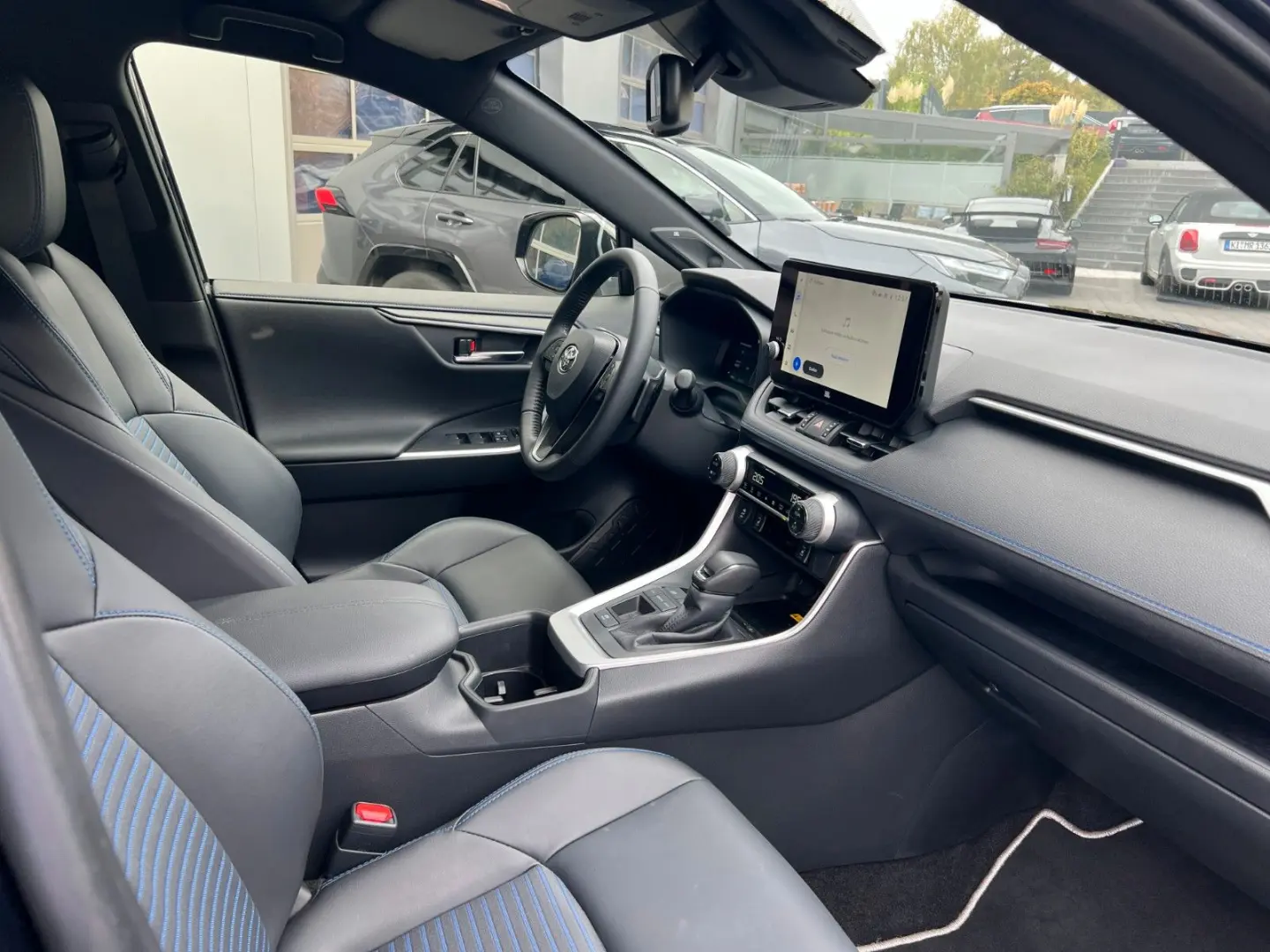 RAV 4 2.5 Hybrid 4x2 Style VOLL JBL 360  LEDER