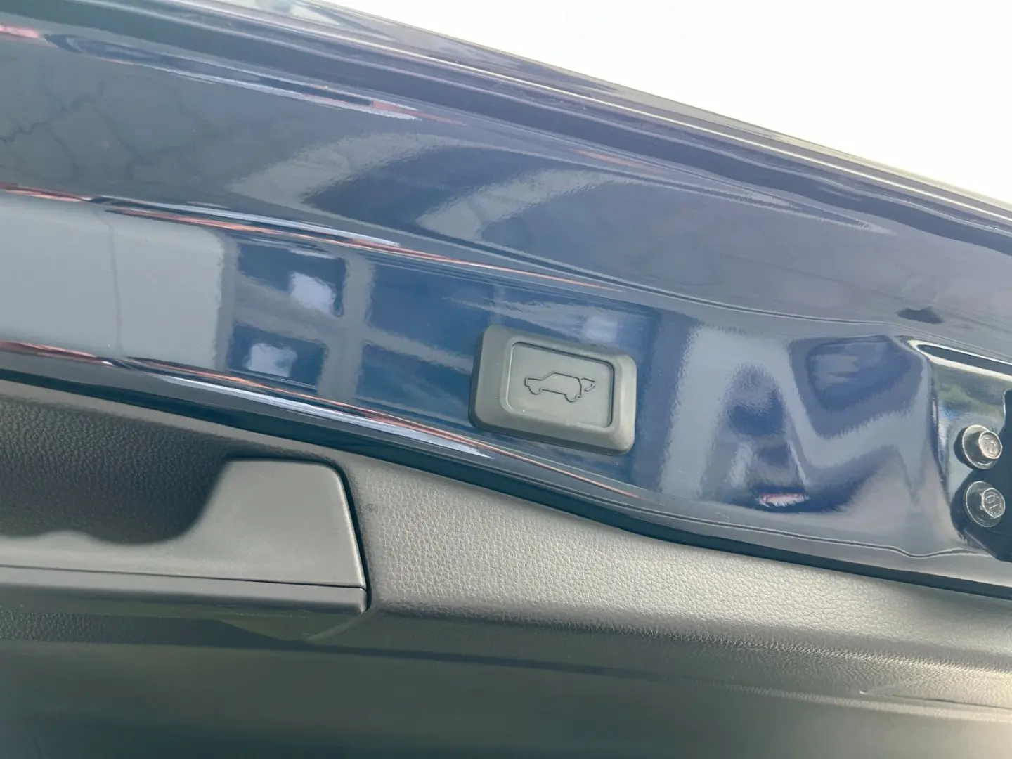 RAV 4 2.5 Hybrid 4x2 Style VOLL JBL 360  LEDER