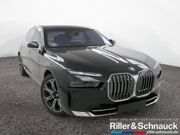750 e xDrive TV