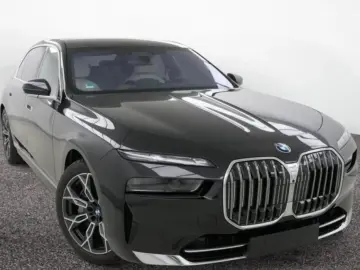 750 e xDrive TV