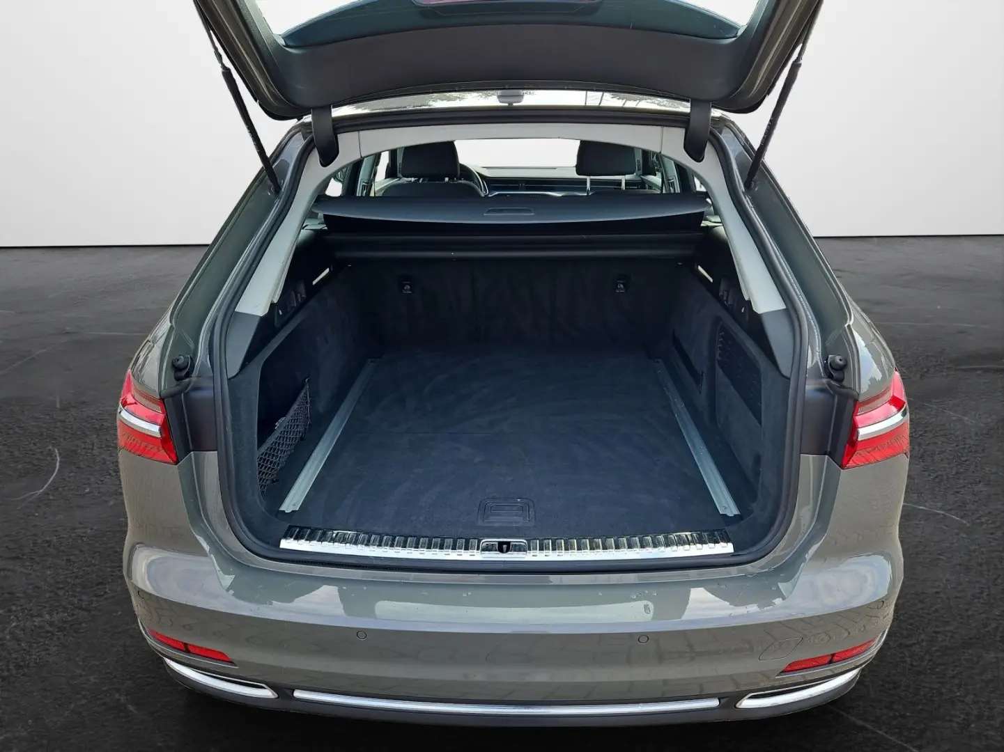 A6 Avant 40 TDI S tronic quattro Sport NaviPlus