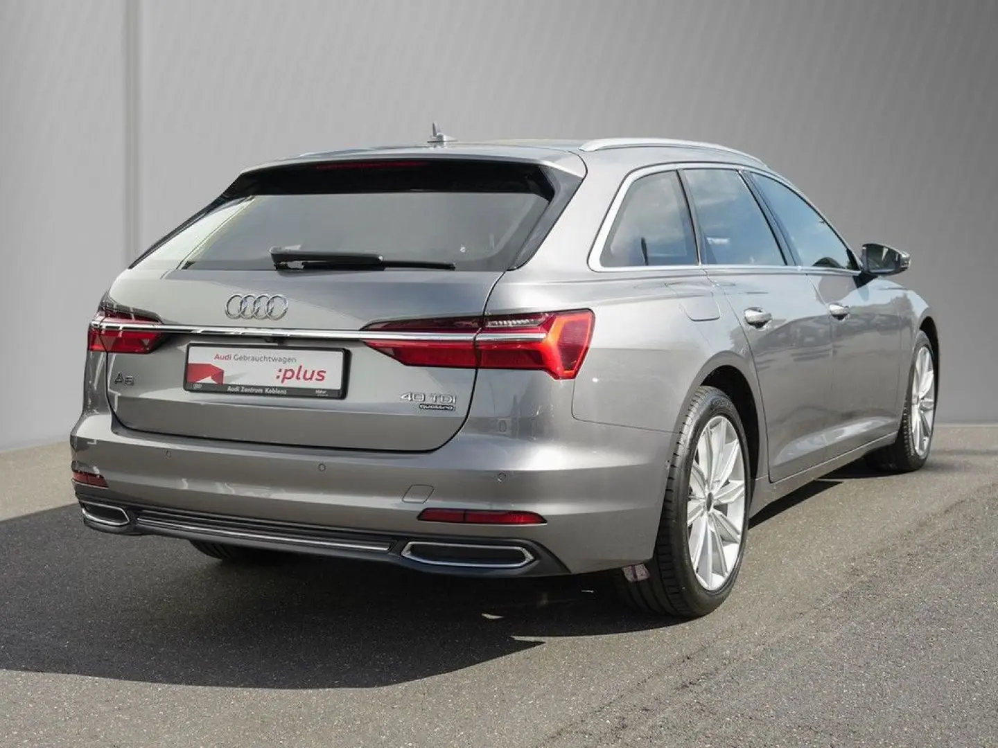 A6 Avant 40 TDI quattro design Navi ACC Leder