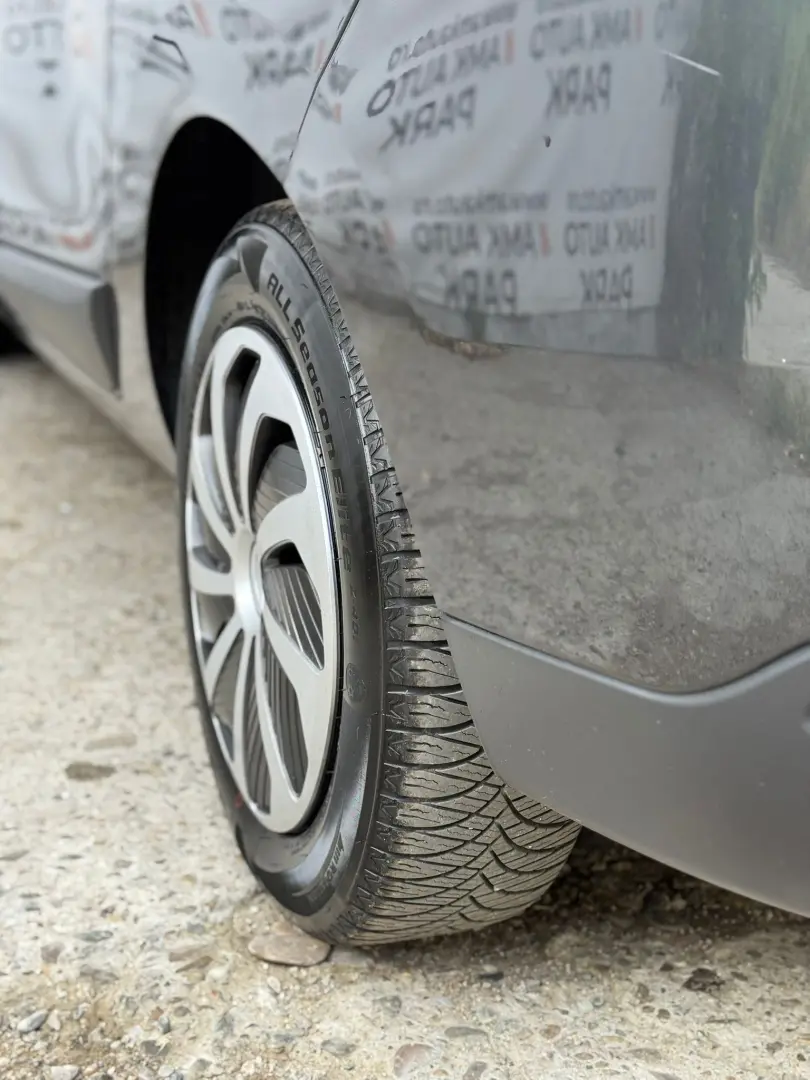 Dacia Lodgy   – 2013