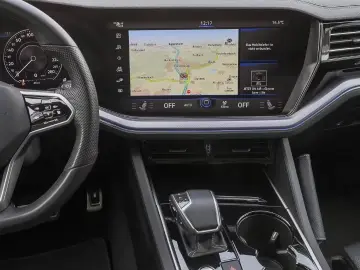 Volkswagen Touareg 3.0 TDI 4M R-Line Black Matrix Panorama