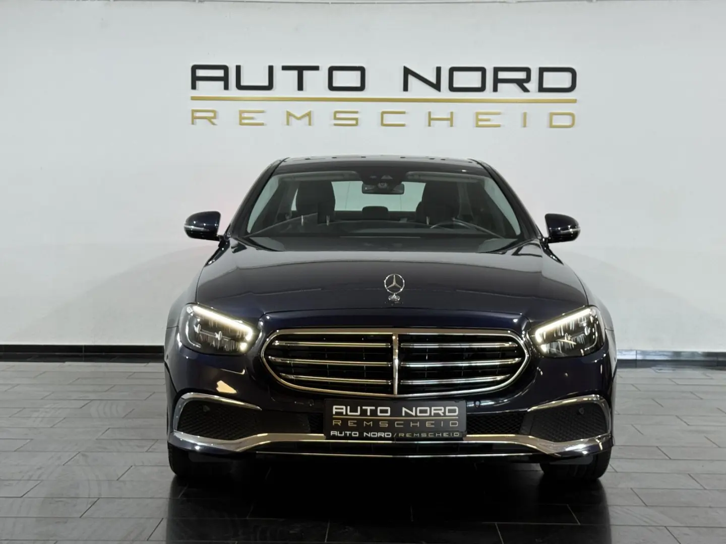 E 220 d Limo Exclusive Media Memory Kamera