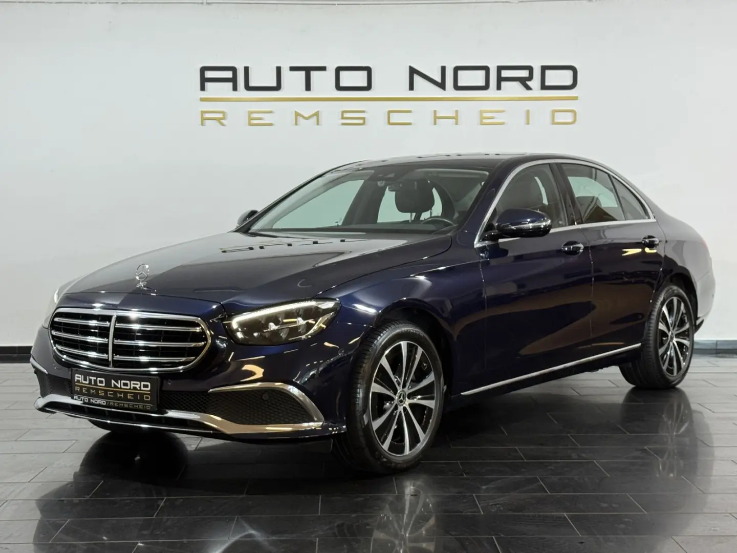 E 220 d Limo Exclusive Media Memory Kamera