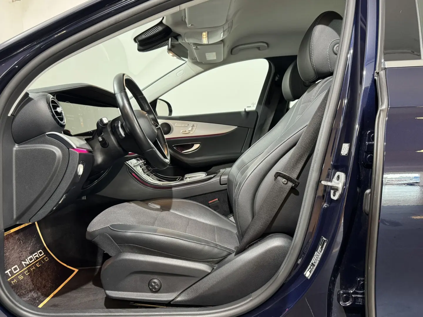 E 220 d Limo Exclusive Media Memory Kamera