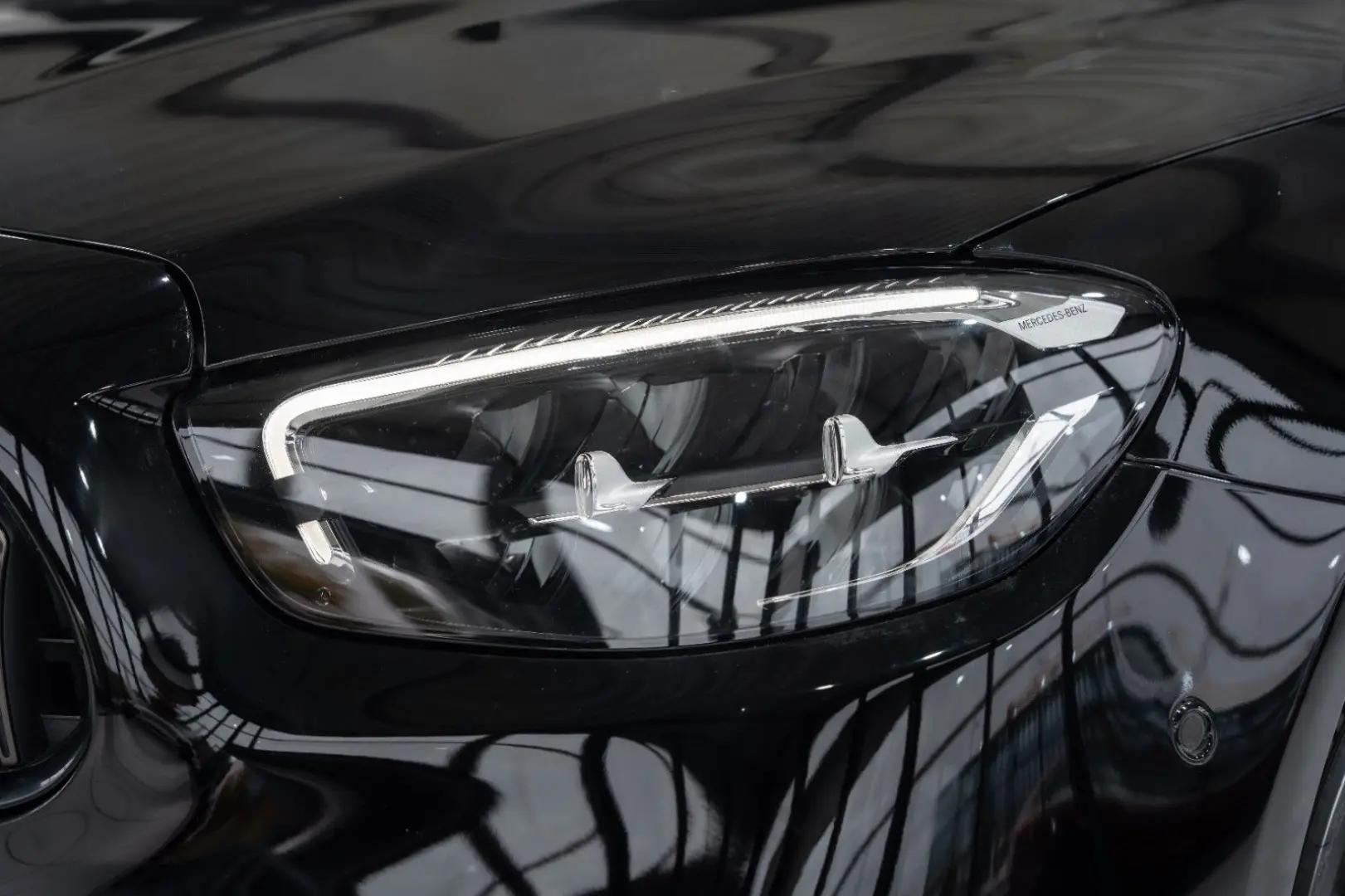 E 53 AMG 4M   DYNAMIK  DRIVER`S SPORTABGAS NIGHT