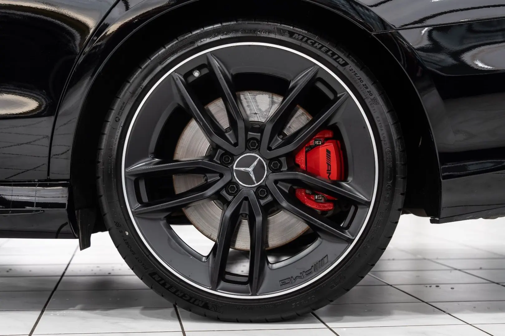 E 53 AMG 4M   DYNAMIK  DRIVER`S SPORTABGAS NIGHT