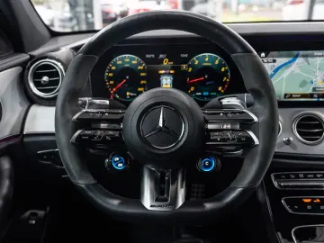 E 53 AMG 4M   DYNAMIK  DRIVER`S SPORTABGAS NIGHT