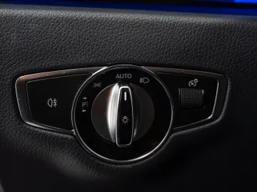 E 53 AMG 4M   DYNAMIK  DRIVER`S SPORTABGAS NIGHT