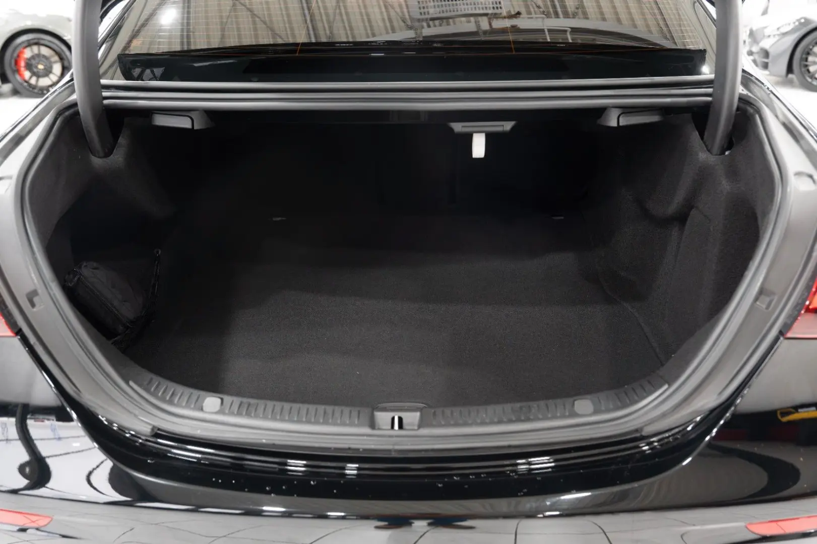 E 53 AMG 4M   DYNAMIK  DRIVER`S SPORTABGAS NIGHT