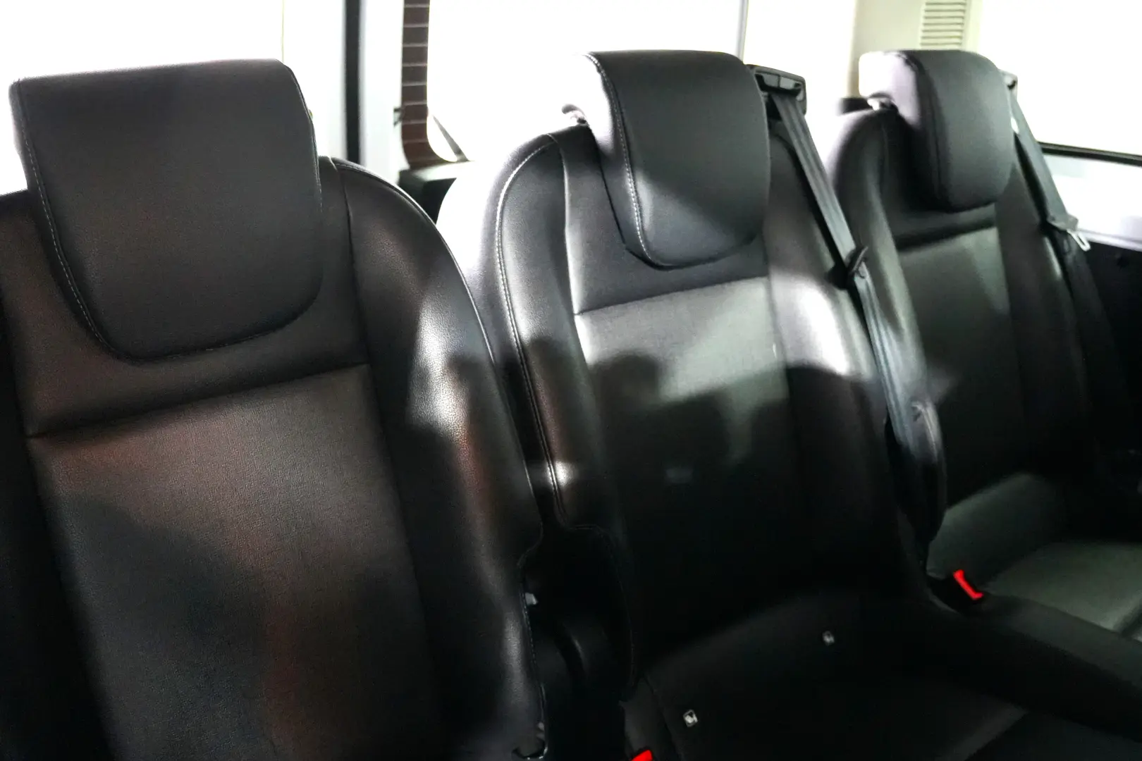 FORD TRANSIT CUSTOM 8 1 MT