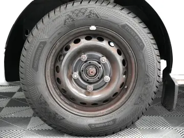 FORD TRANSIT CUSTOM 8 1 MT