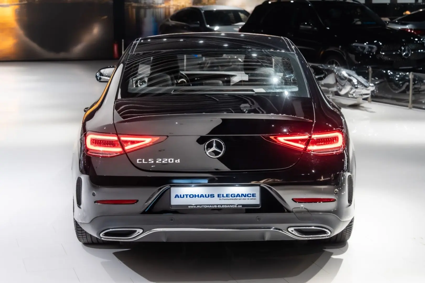 CLS 220d AMG-LINE LED NAVI DAB LEDER SHZ 1-HAND