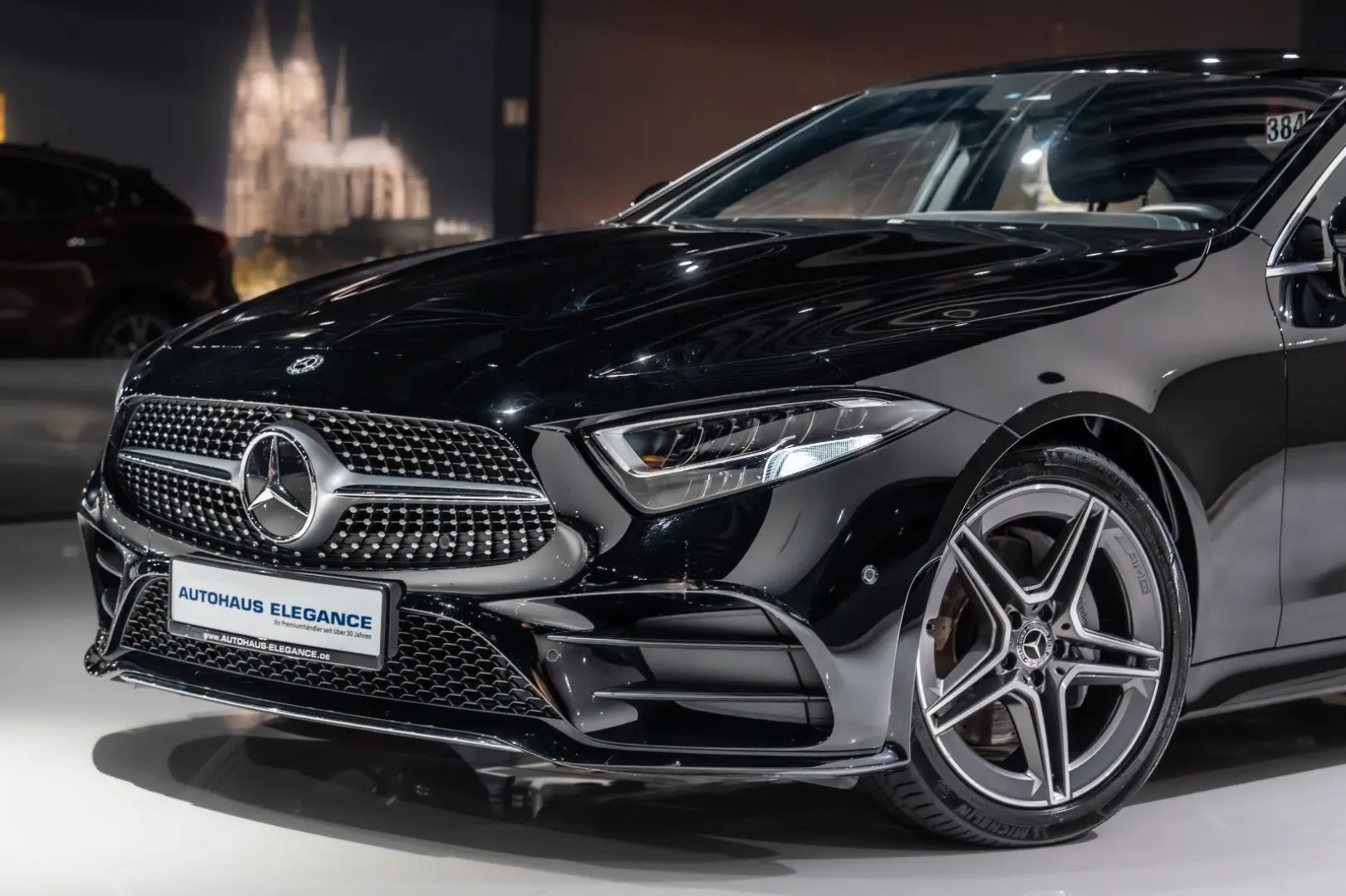 CLS 220d AMG-LINE LED NAVI DAB LEDER SHZ 1-HAND