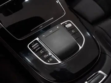 CLS 220d AMG-LINE LED NAVI DAB LEDER SHZ 1-HAND