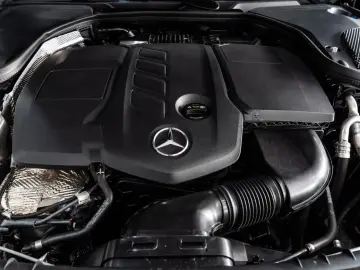 CLS 220d AMG-LINE LED NAVI DAB LEDER SHZ 1-HAND