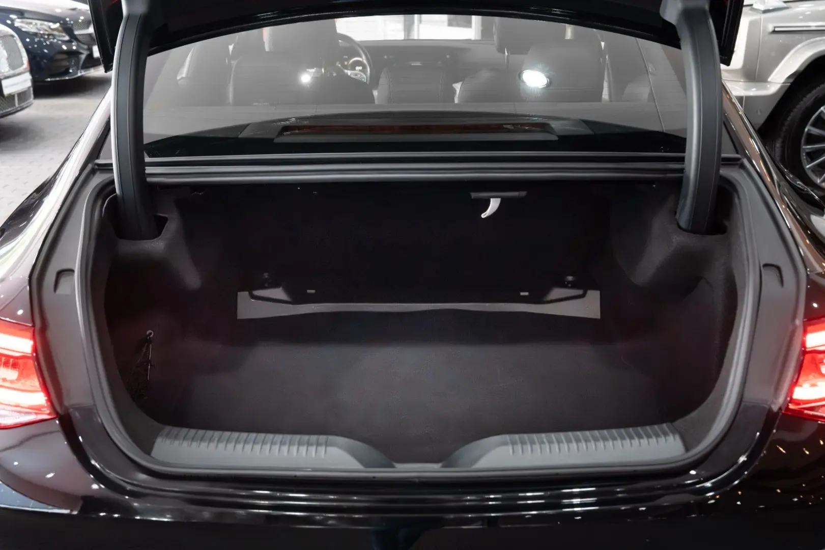 CLS 220d AMG-LINE LED NAVI DAB LEDER SHZ 1-HAND