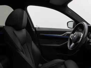 M440i xD Gran Coupé Glasdach Kamera HUD DAB H K
