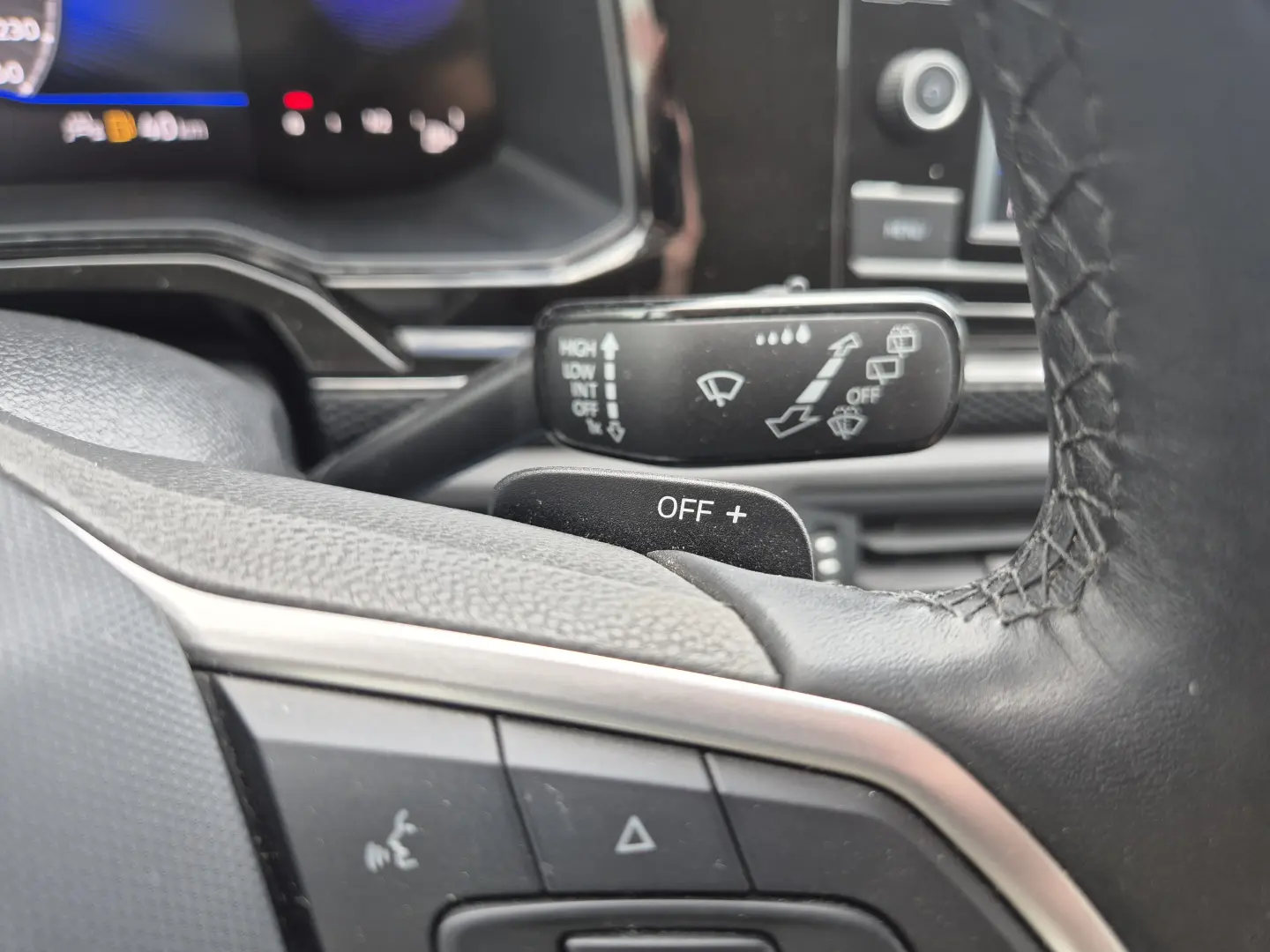 Volkswagen Polo 1.0 TSI 110 CP DSG7 Life 2023